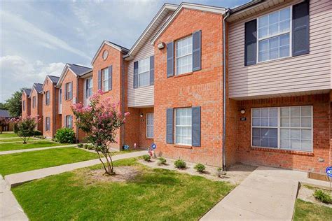 Save on Centerville Pointe Apartments apartment homes in Garland, TX Contact us or apply today to take advantage of the specials savings available at Centerville Pointe Apartments. . Centerville pointe apartments photos
